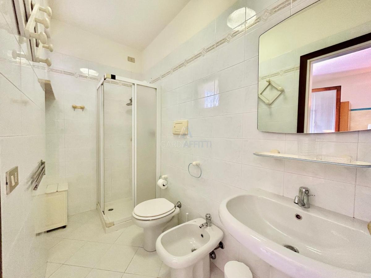 Perseo Apartment - 200M Dal Lago Di Garda Sirmione Exteriör bild
