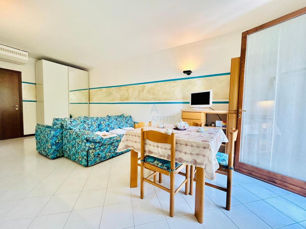 Perseo Apartment - 200M Dal Lago Di Garda Sirmione Exteriör bild