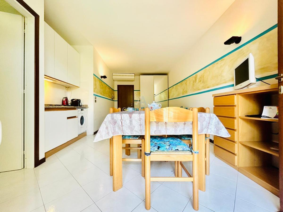 Perseo Apartment - 200M Dal Lago Di Garda Sirmione Exteriör bild