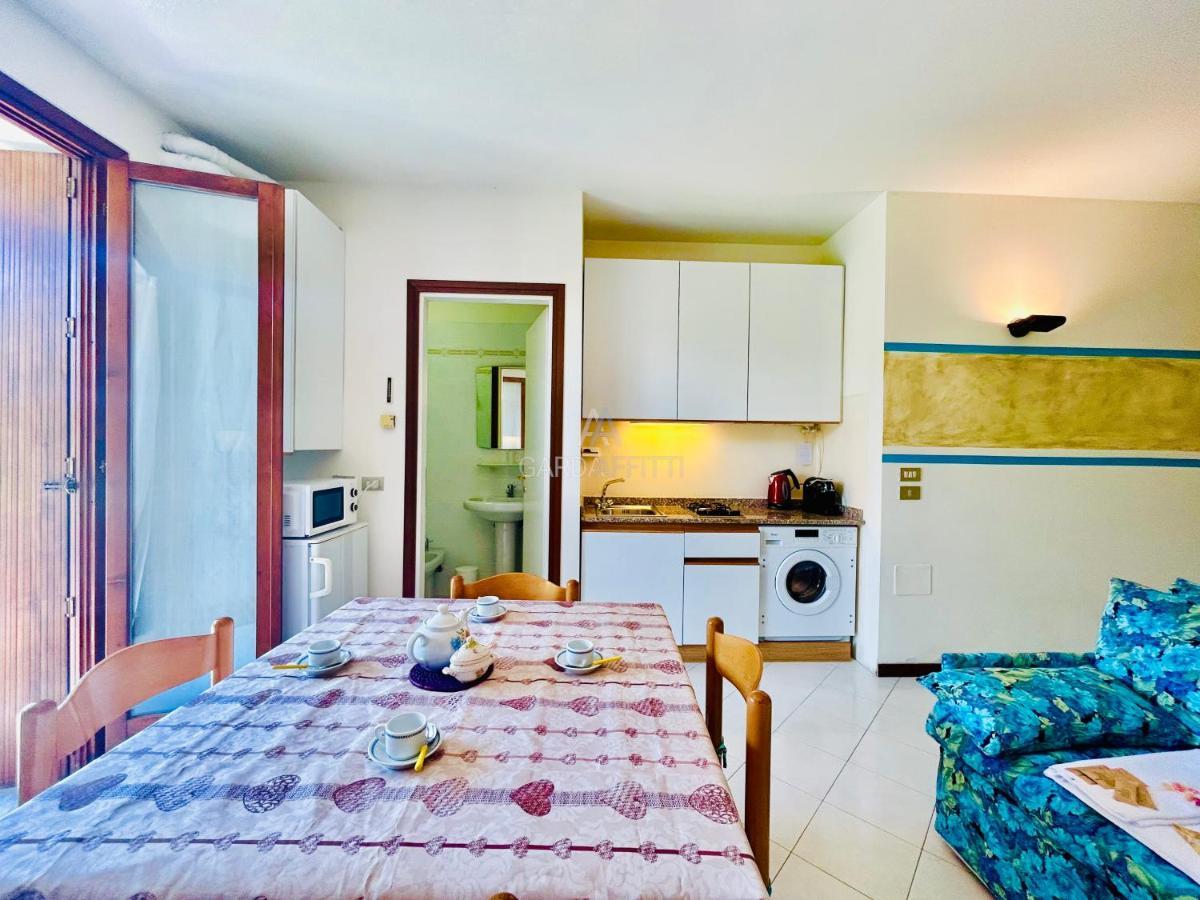 Perseo Apartment - 200M Dal Lago Di Garda Sirmione Exteriör bild