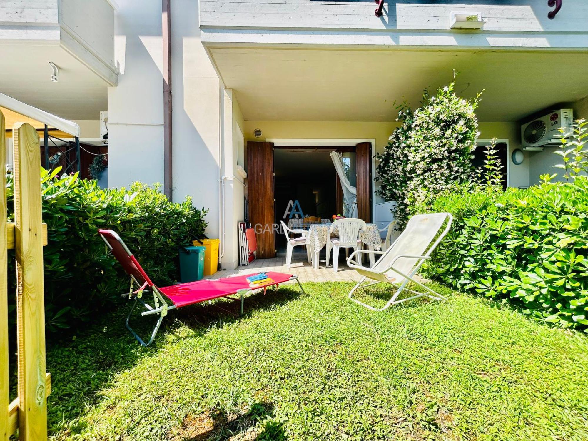 Perseo Apartment - 200M Dal Lago Di Garda Sirmione Exteriör bild
