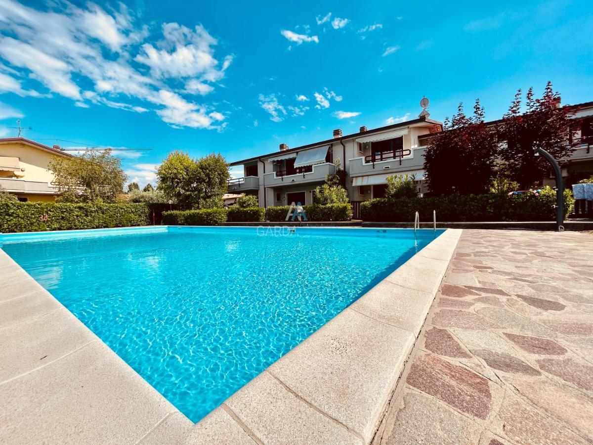 Perseo Apartment - 200M Dal Lago Di Garda Sirmione Exteriör bild